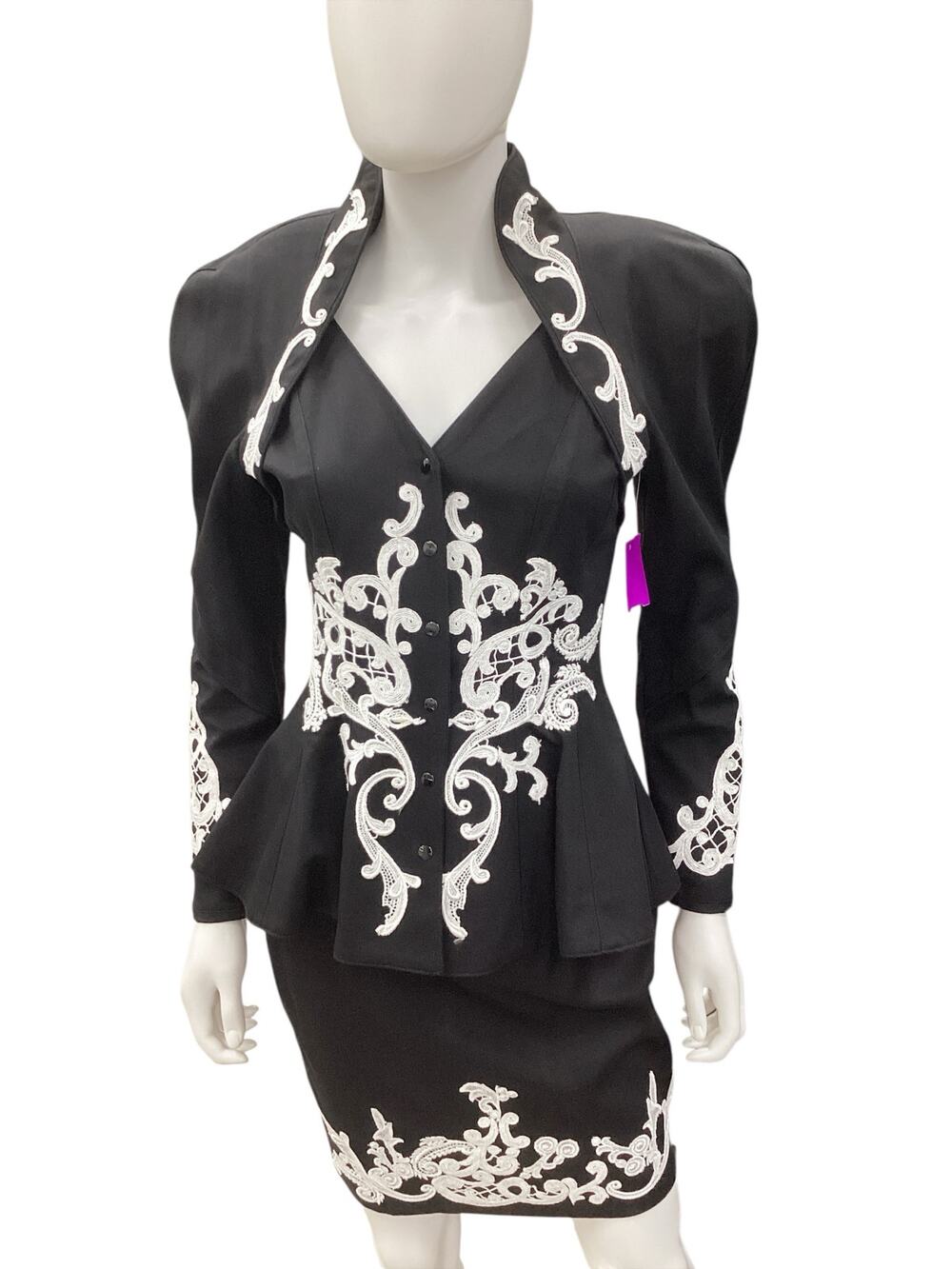 Vintage IIF Set Women’s Size: S - Blazer XS - Skirt White Appliqué Black